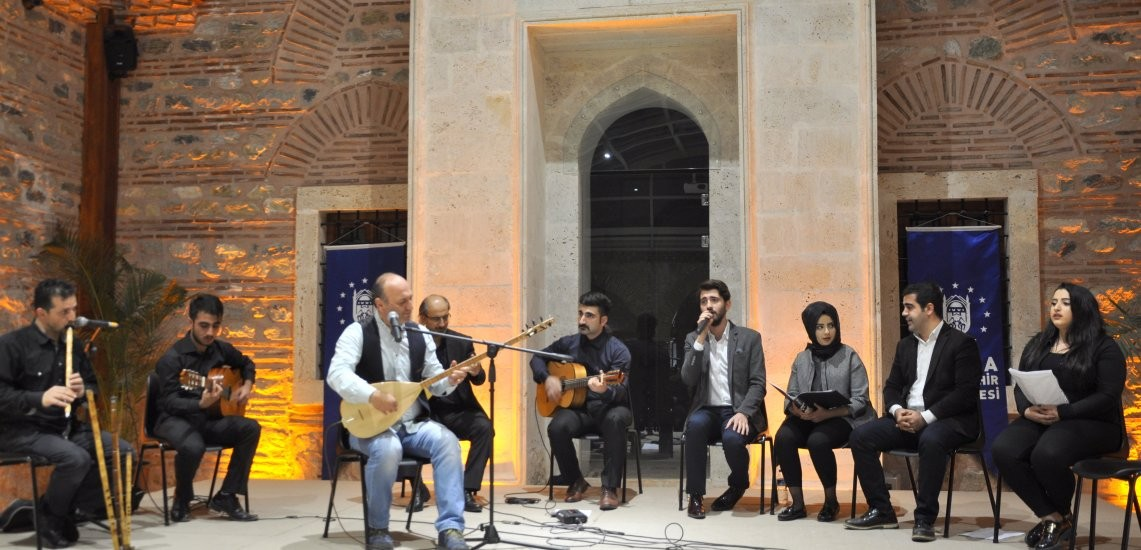 Hançerli Kültür Merkezi’nde türkü şöleni